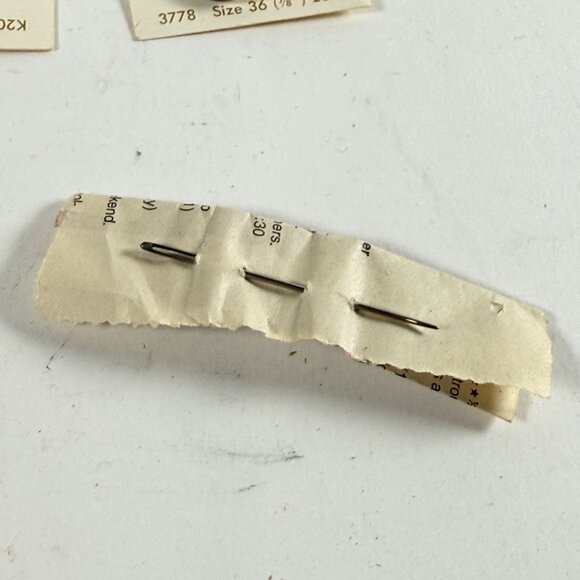 Sewing Craft Tools Lot Kenyon Repair Kit Pull E-Z Threader Buttons Vintage - Picture 10 of 11